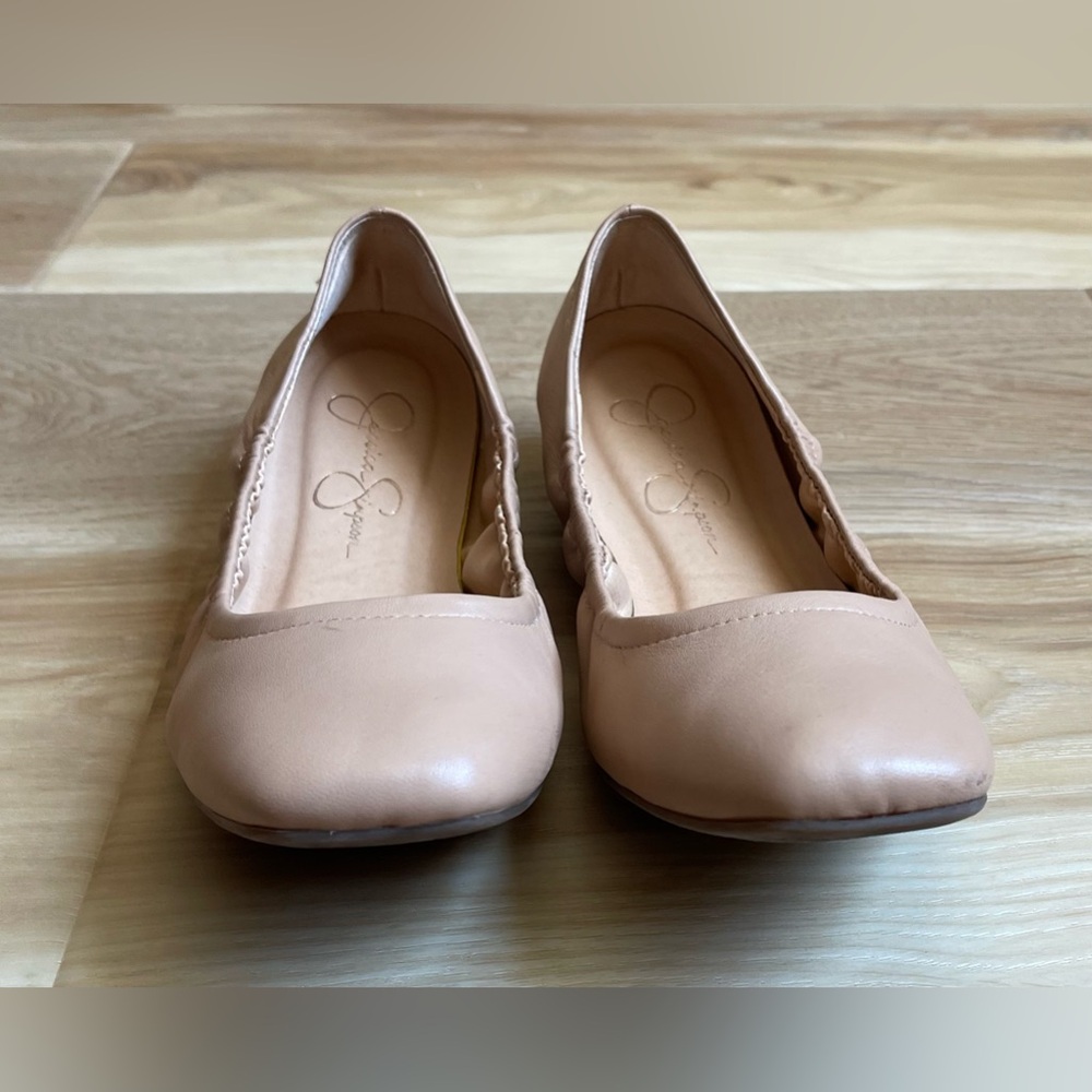 Jessica Simpson Women's Ballet Flat - Size 9 - Pre-owned